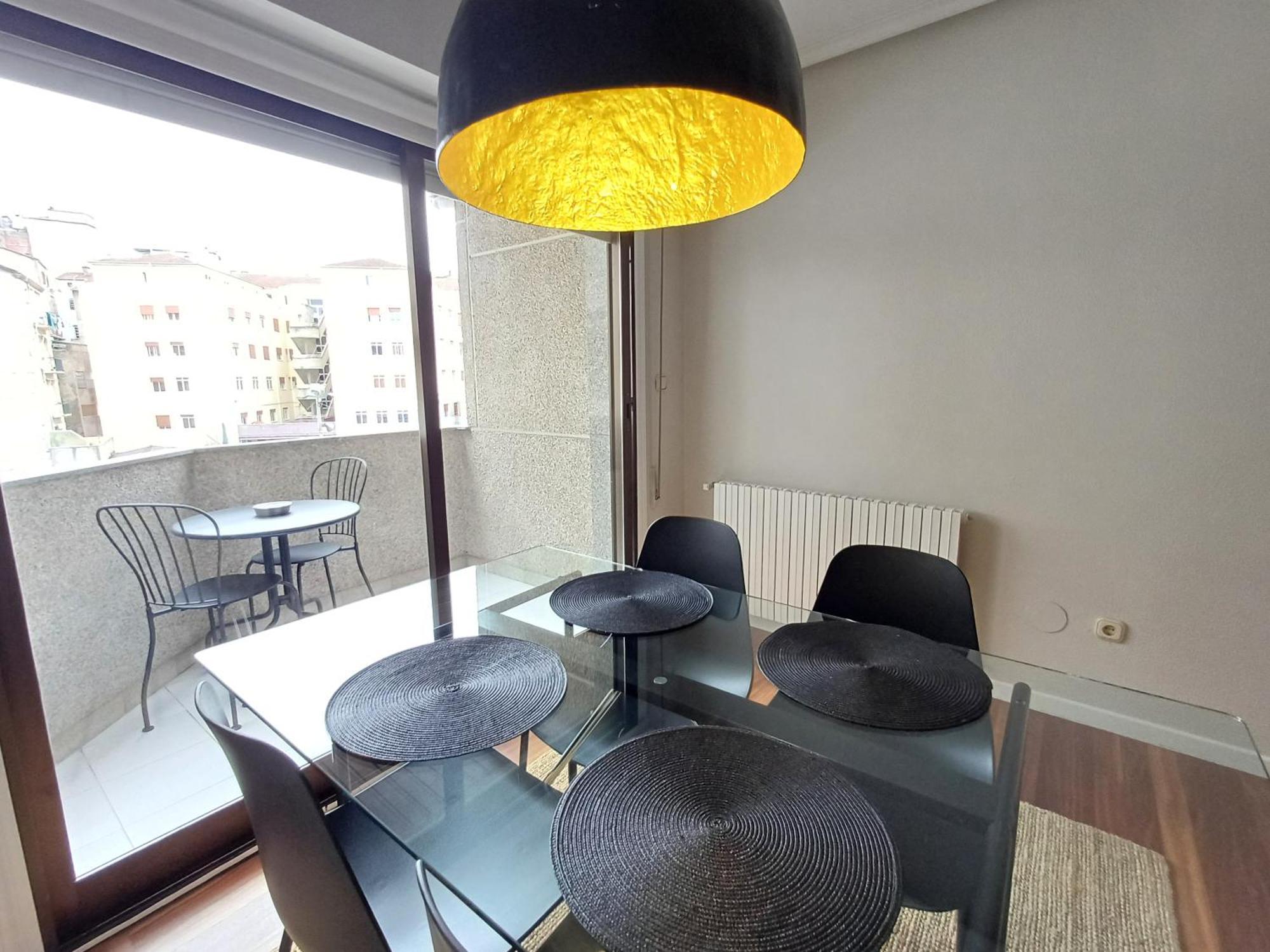 4J - Ourense Centro Con Parking Εξωτερικό φωτογραφία